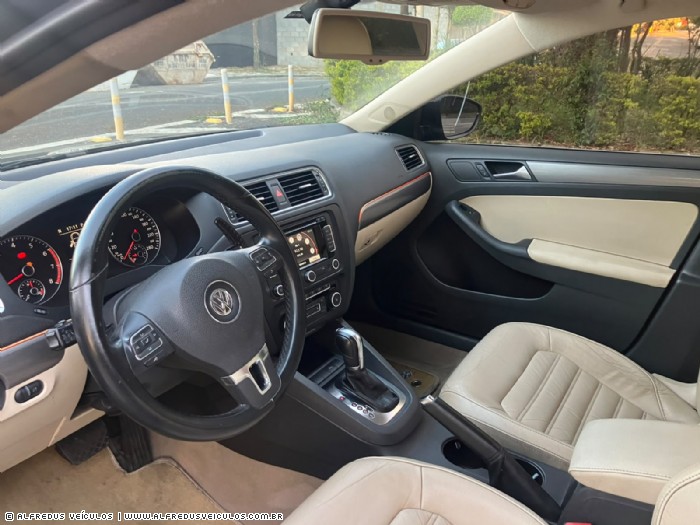 Volkswagen JETTA HIGHLINE 2.0 TSI 2011/2012